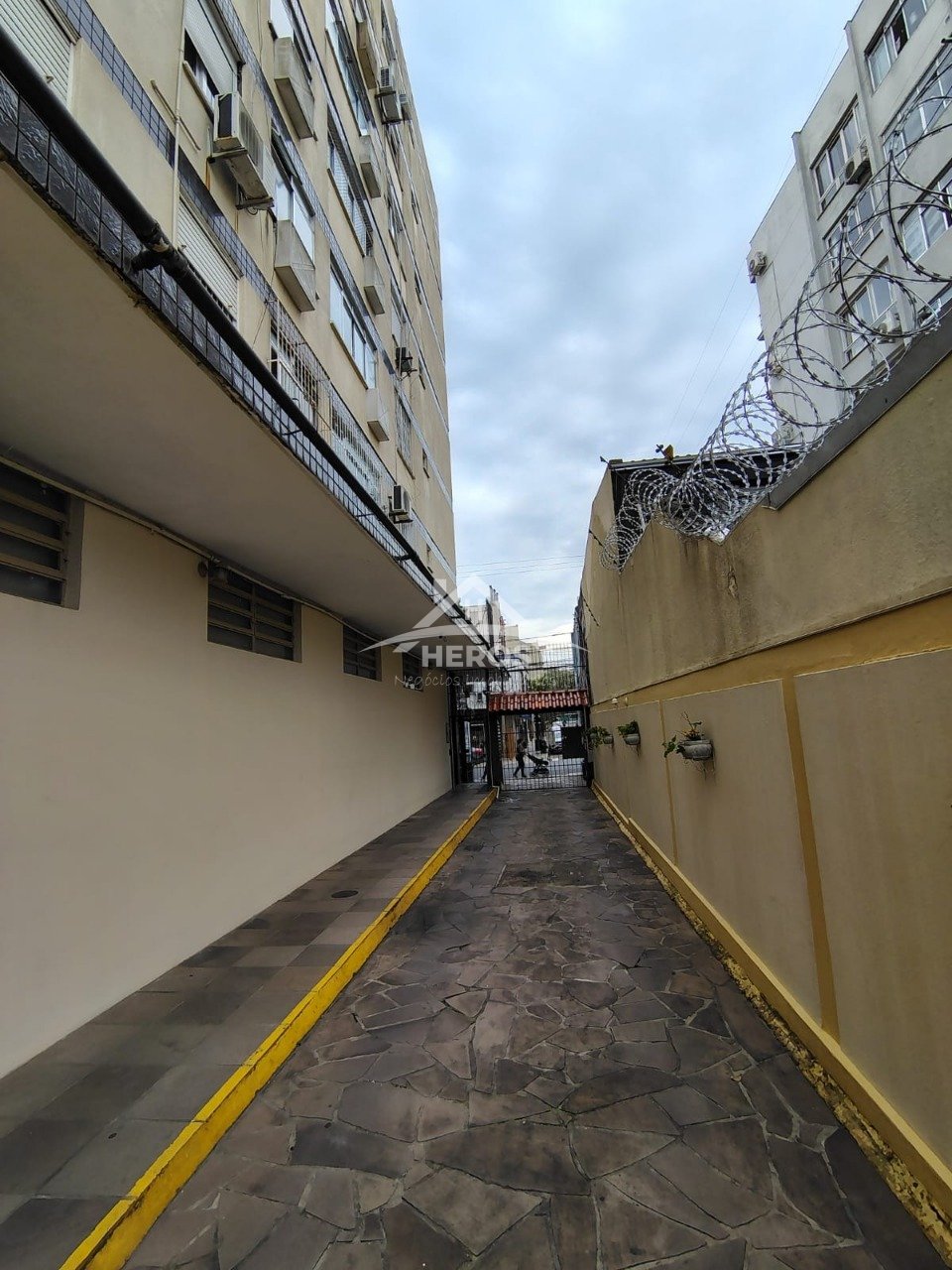 Apartamento na  Cidade Baixa,180mil