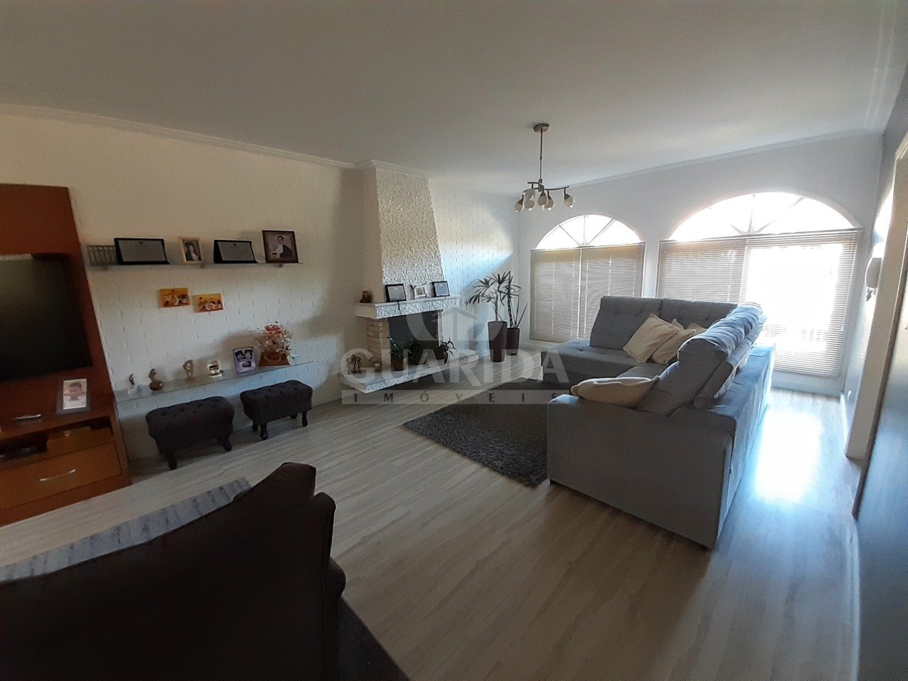 Casa 4 dorm 273m², Vila Assunção