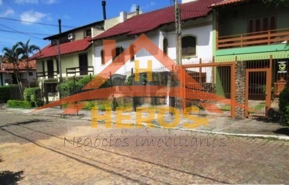 Casa 4 dorm, 268m², Guarujá, R$ 510mil