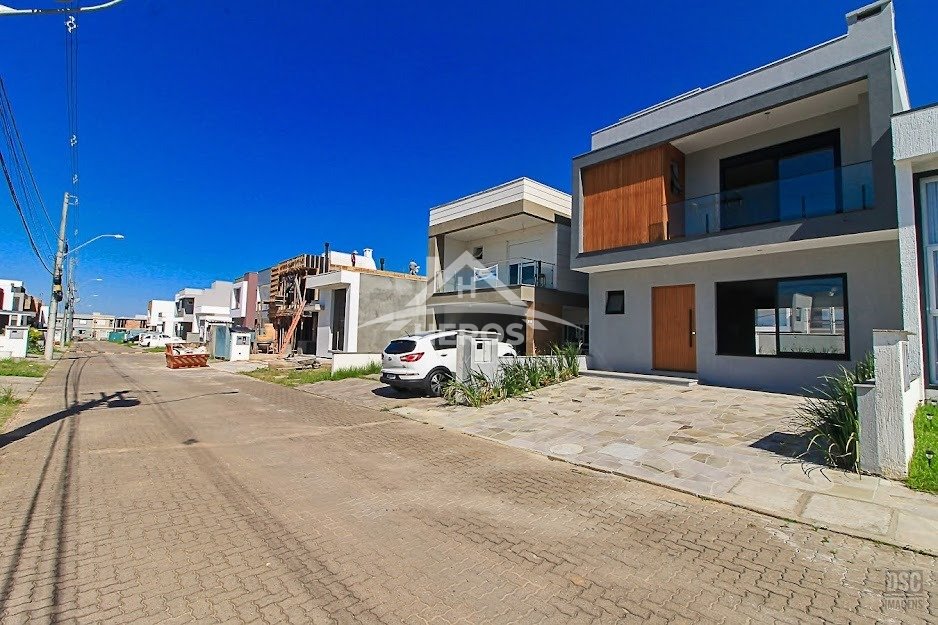 Casa 3 suítes cond, 173m², Hípica, R$ 848mil