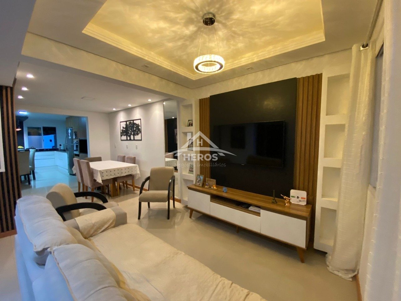 Casa cond, 4 dorm, 138m2, R$ 849mil