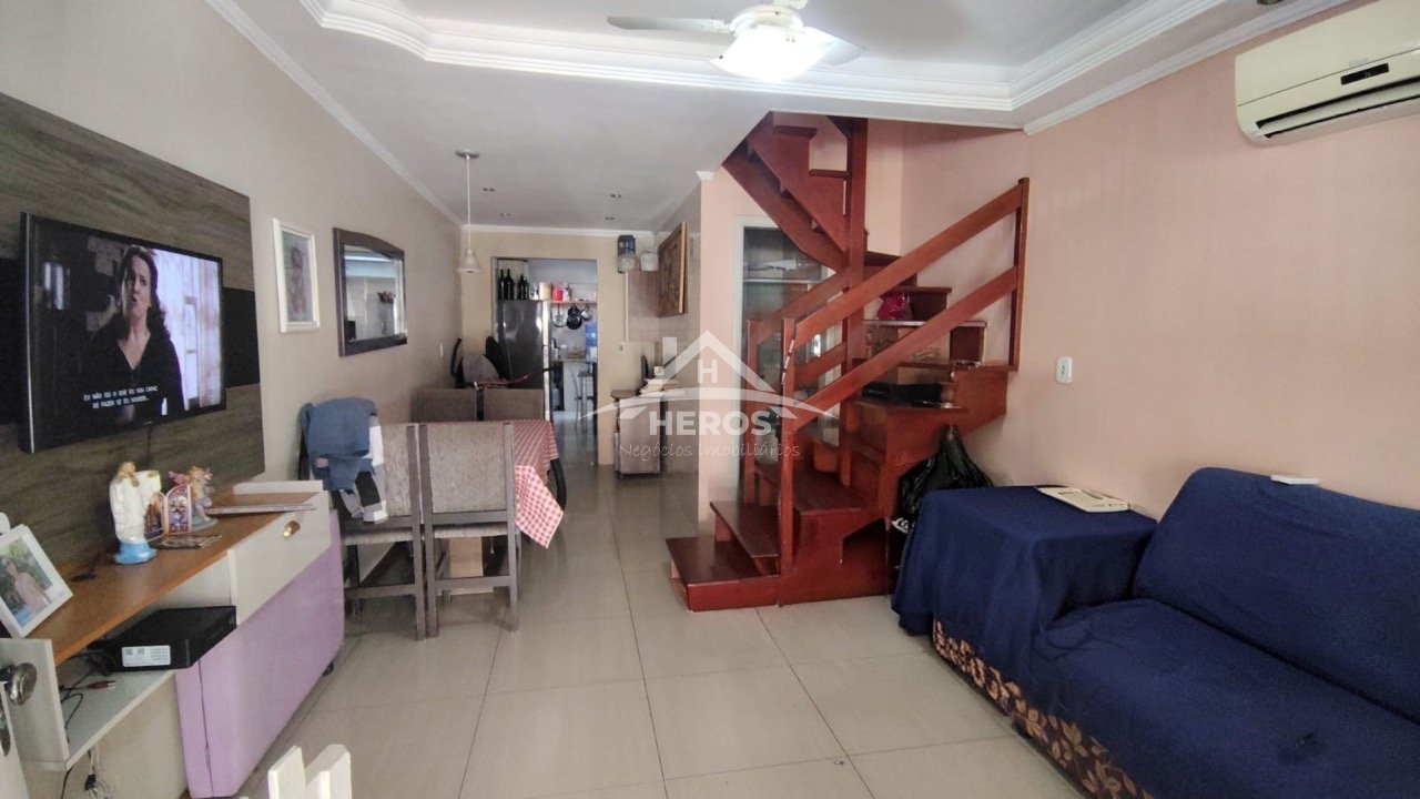 Casa cond, 2 dorm, 88m², Aberta Morros, R$ 280mil