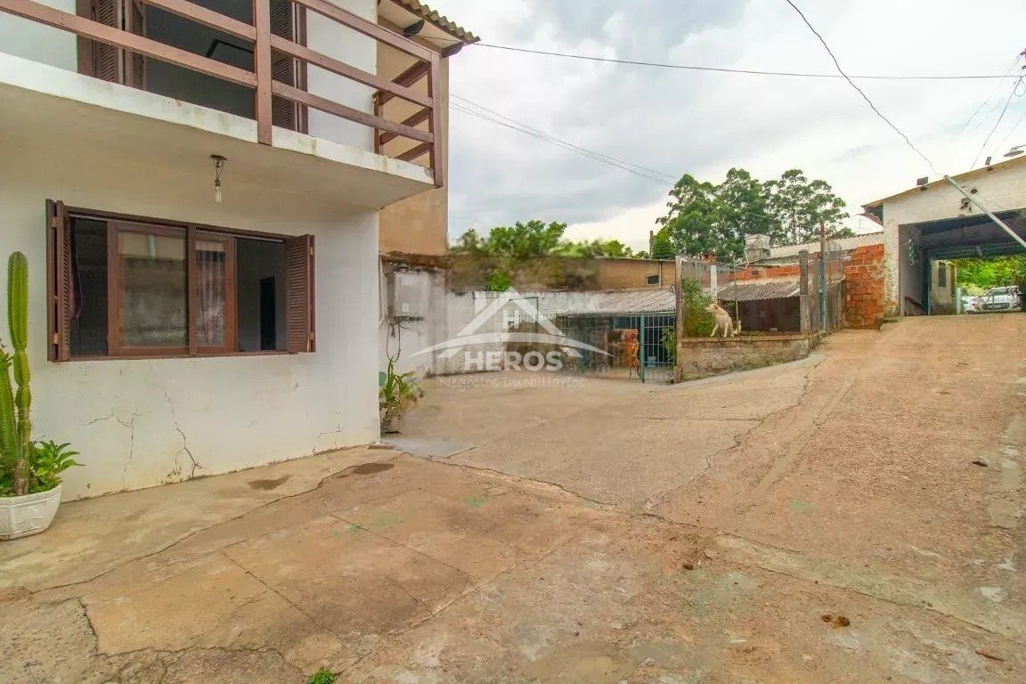 Casa 3 dormitórios na zona Sul