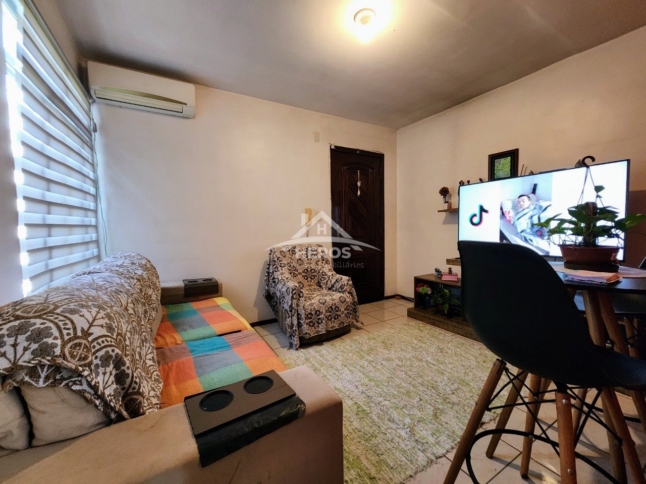 Apartamento 02 dormitórios, Agronomia,159mil