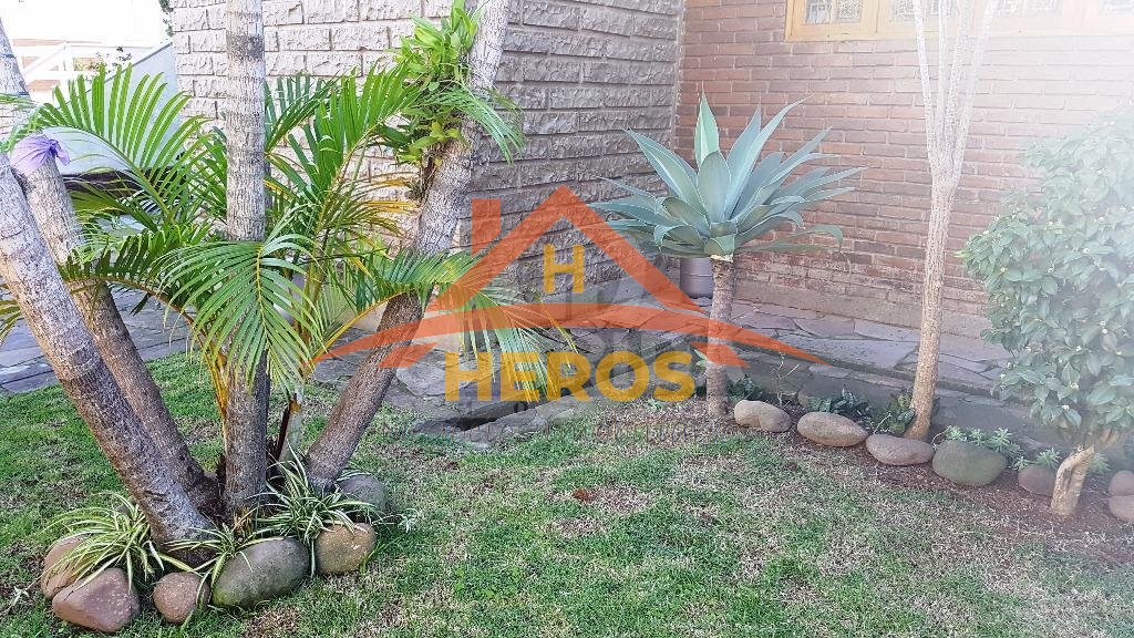 Casa 3 dorm, 268m², Espírito Santo, R$ 698mil