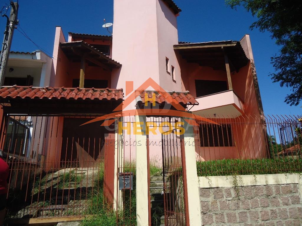 Casa 3 dorm, 282,3m², Camaquã, R% 750mil