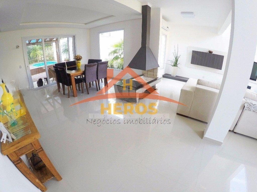 Casa cond, 231m², Lagos Nova Ipanema R$1,5 milhões