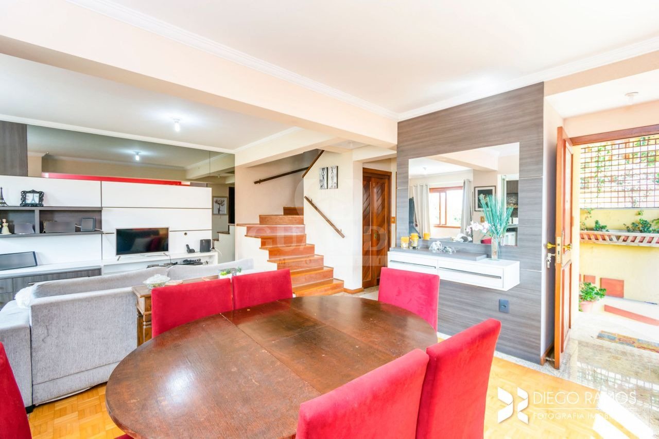 Casa cond 3 dorm, Tristeza, R$ 729mil