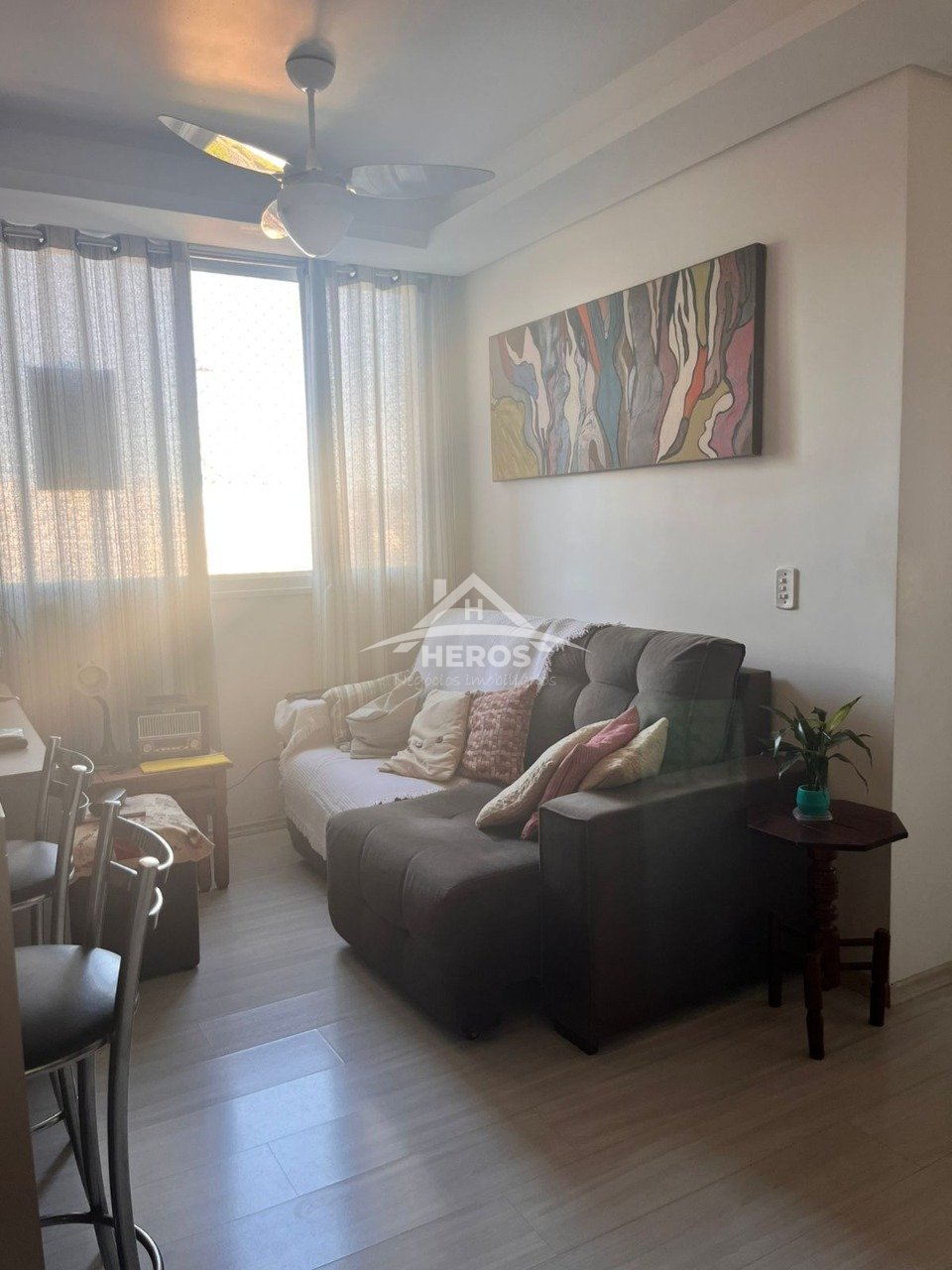 Apartamento 2 dorm, 45m², Ipanema, R$ 270mil