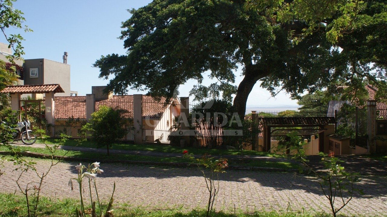 Casa 5 suítes, 1111m² Jardim Isabel R$ 3,3smilhões