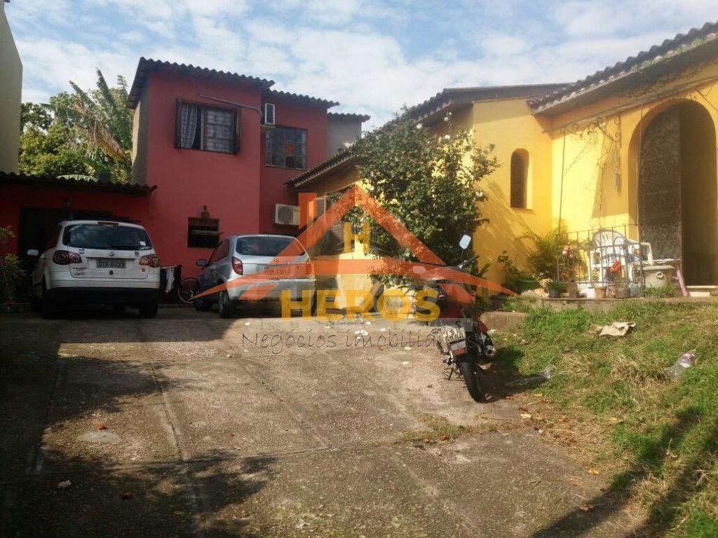 Casa 8 dorm, 242m², Ipanema, R$ 1,06milhão