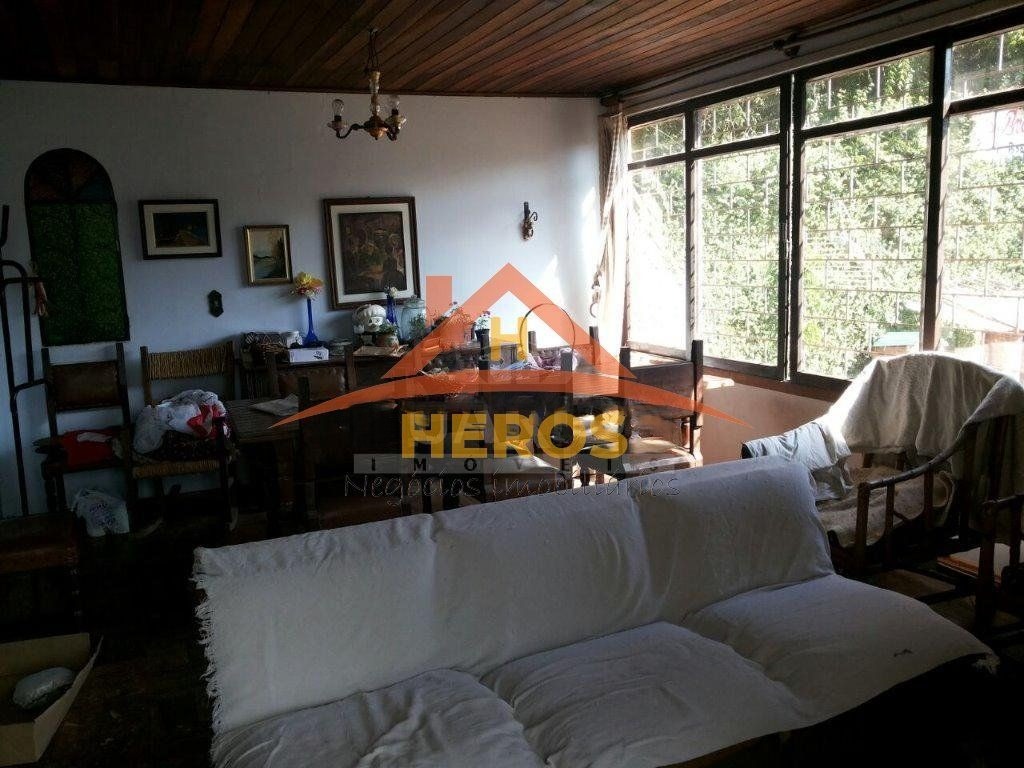Casa 8 dorm, 242m², Ipanema, R$ 1,06milhão