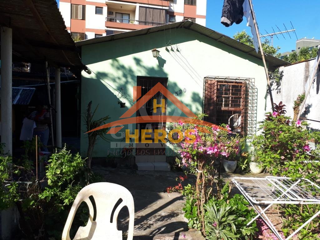 Terreno 242m², Tristeza, R$ 585mil