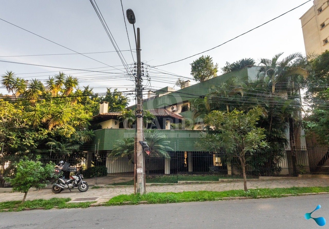 Cobertura 3 dorm 468m², Bela Vista, R$ 2,75milhões
