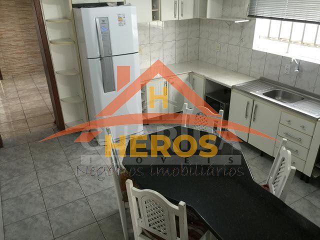 Casa 4 dorm, 240m², Camaquã, R$860mil