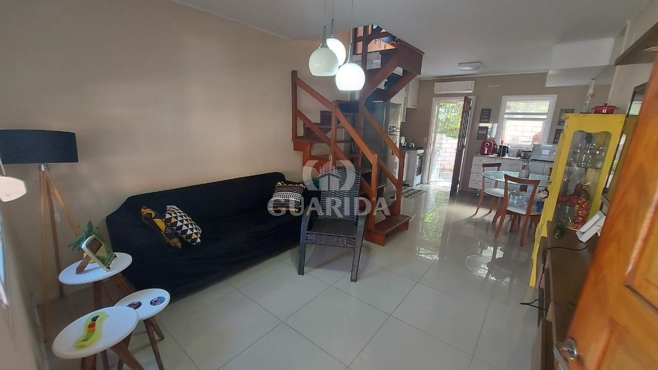 Casa condomínio 2 dorm, 92m², Camaquã, R$ 380mil