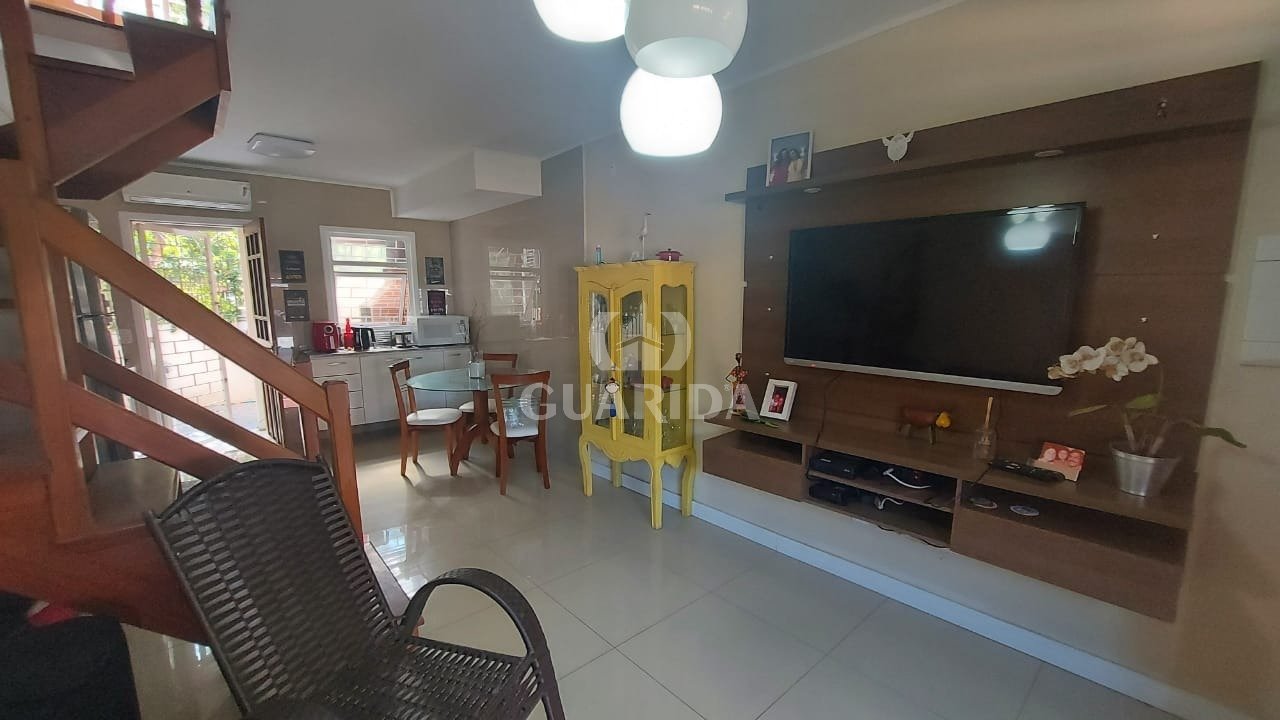 Casa condomínio 2 dorm, 92m², Camaquã, R$ 380mil