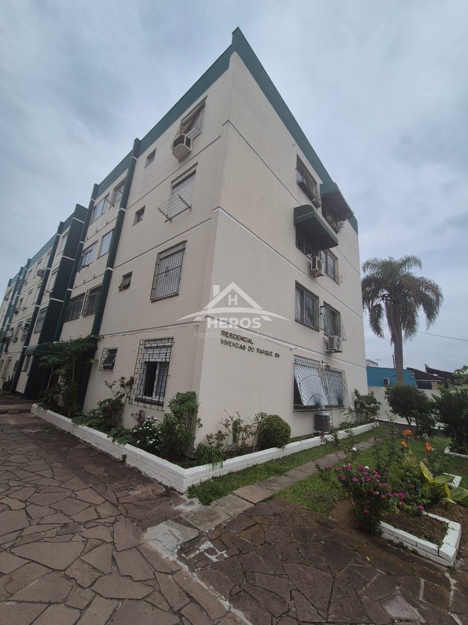 Apartamento 2 dorm, 44m2 ,Rubem Berta, R$ 160mi