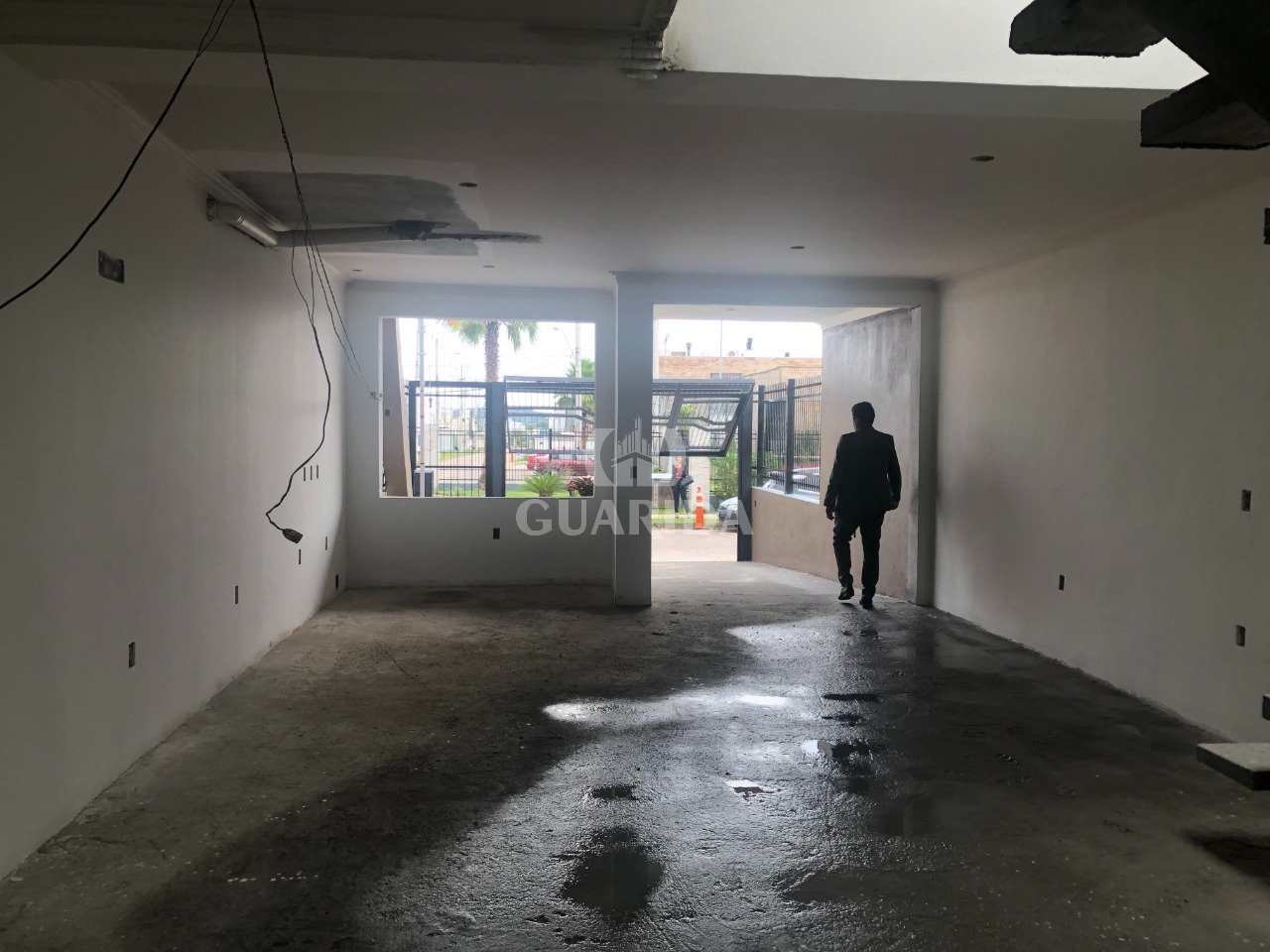 Casa 2 suítes, 185m², Hípica, R$ 750mil