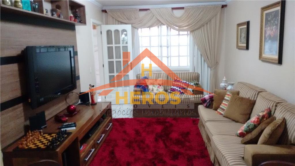 Casa 3 dorm, 210m², Teresópolis, R$ 950mil