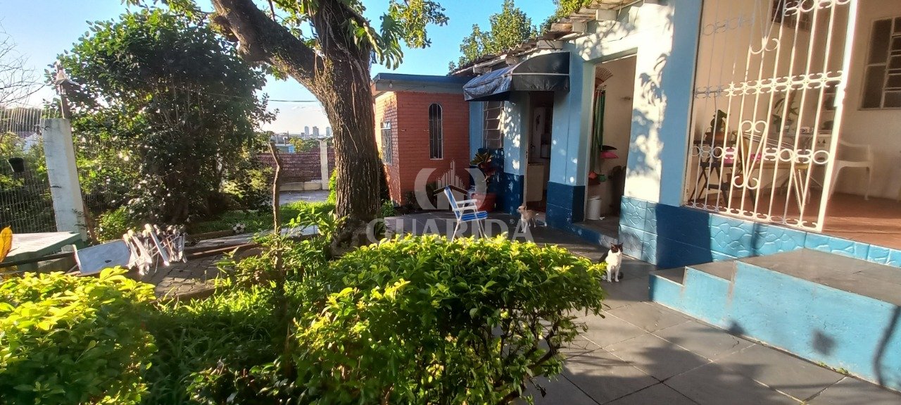 Duas casas,01 e 02 dorm, 90m ²,Tristeza, R$350mil