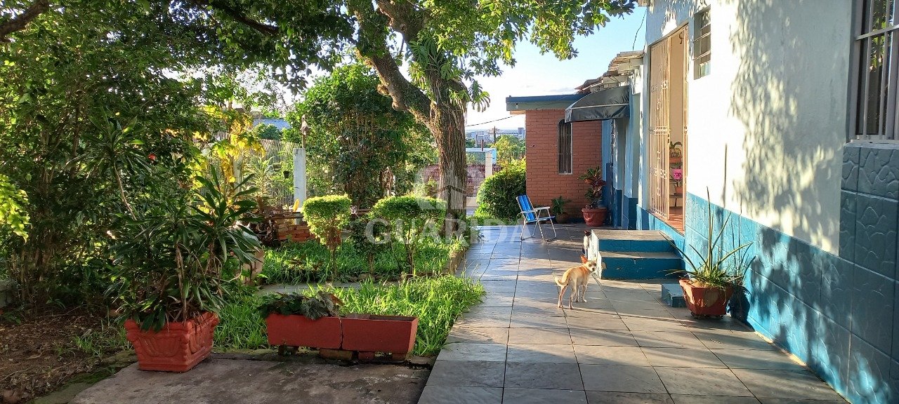 Duas casas,01 e 02 dorm, 90m ²,Tristeza, R$350mil
