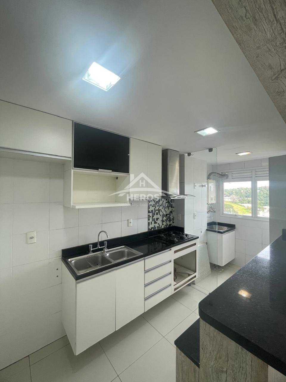 Apartamento 3 dorm, 72m², Cavalhada, R$ 430mil
