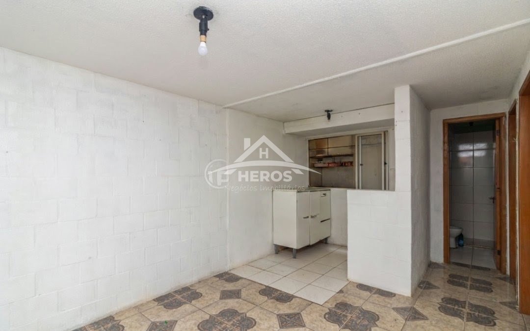Apartamento térreo, 2 dorm, Vila Nova, R$ 125mil