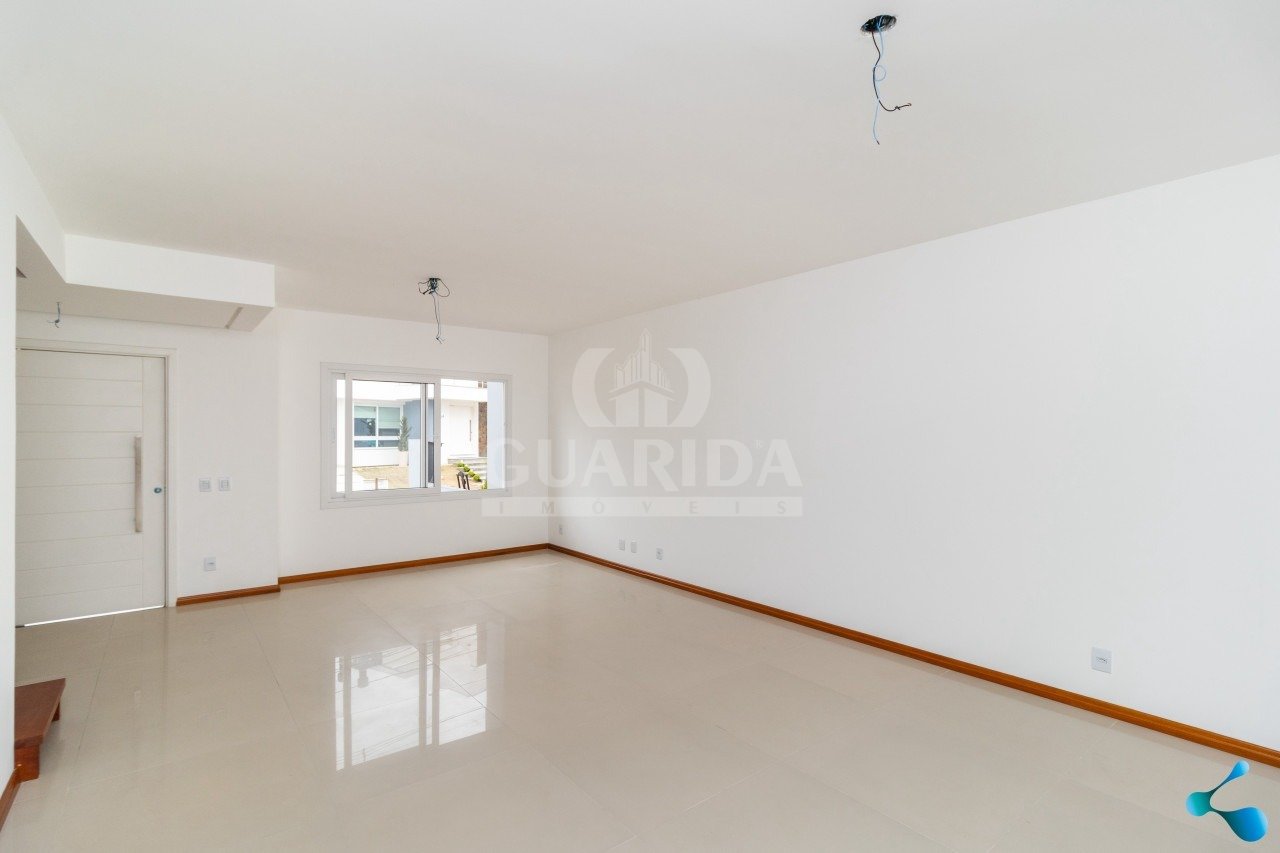 Casa cond 3 dorm, 130m², Jardins do Lago 2