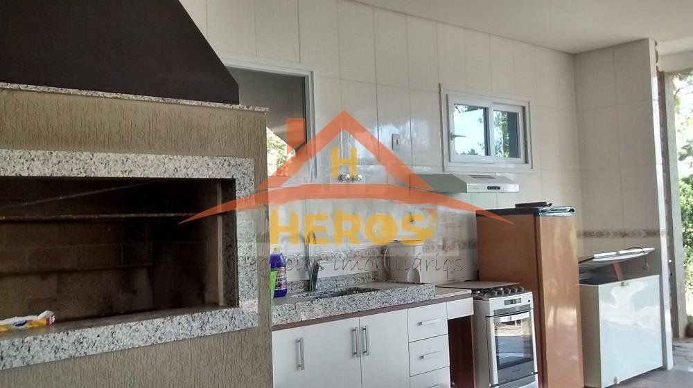 Casa 3 dorm, 320m², Chapéu do Sol, R$ 1,596milhão