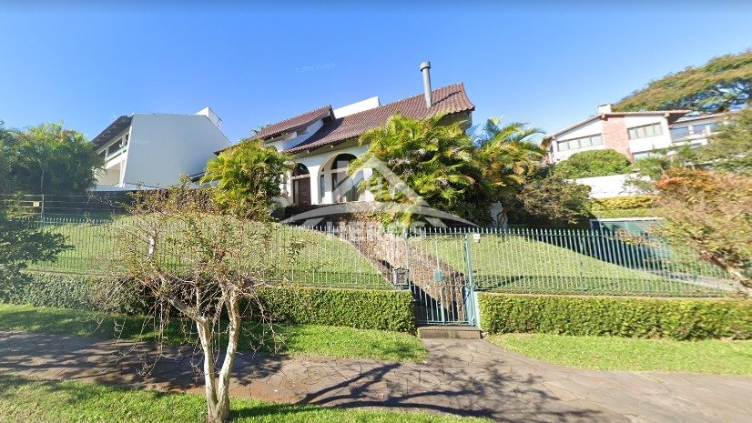 Casa 4 dorm, 456 m², Vila Assunção, R$ 2,7milhões