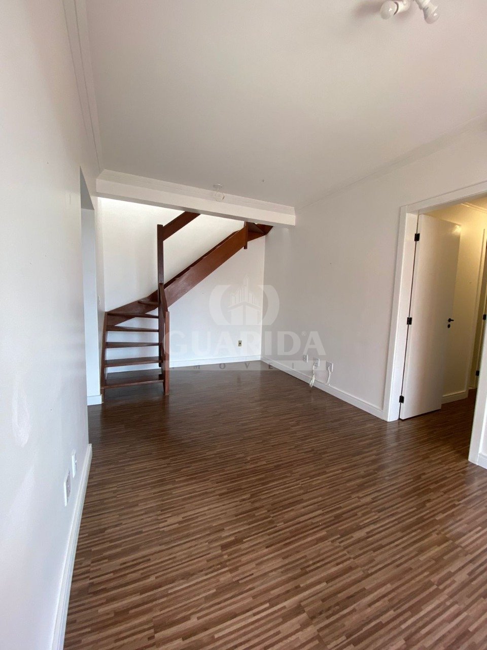Cobertura 3 dorm, , 153m², Tristeza, R$ 990mil