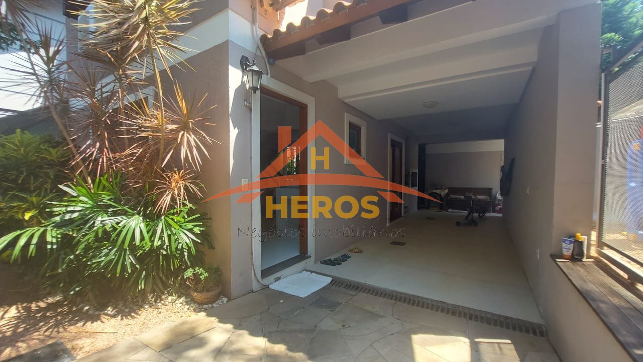 Casa 3 dorm,  153m², Ipanema, R$ 658mil