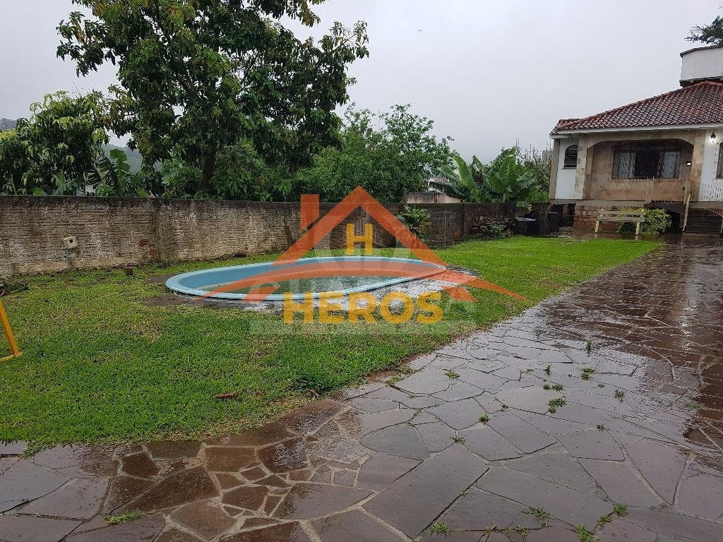 Casa 3 dorm, 150m², Vila Nova, R$ 600mil