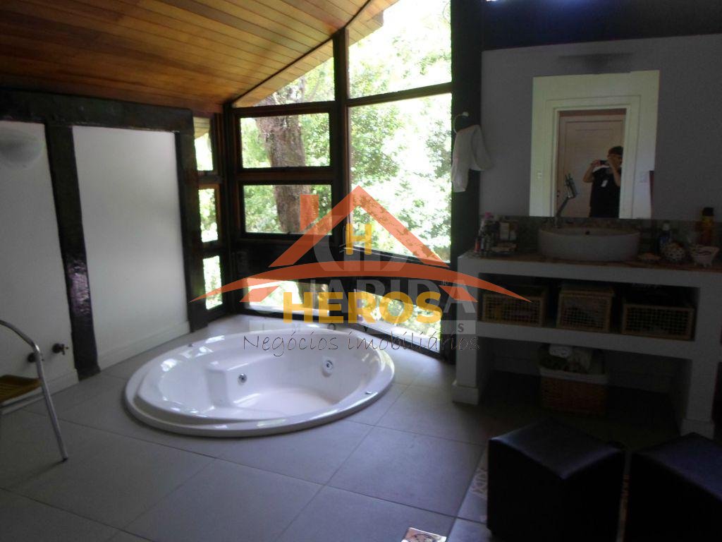 Casa 7 dorm, Espírito Santo, 600m², R$ 1,49 milhão
