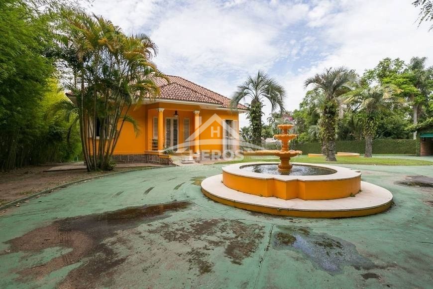 Casa 4 dorm, 367m², Ponta Grossa, R$ 3,8milhões