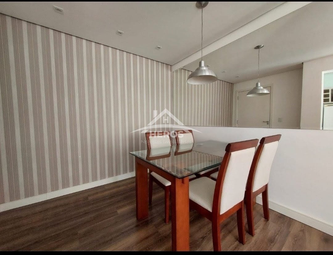 Aptº mobiliado, 2 dorm, 45m², Ipanema, R$ 270mil