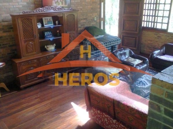 Sitio com benfeitorias, 3,5 HA, R$ 1,29 milhão