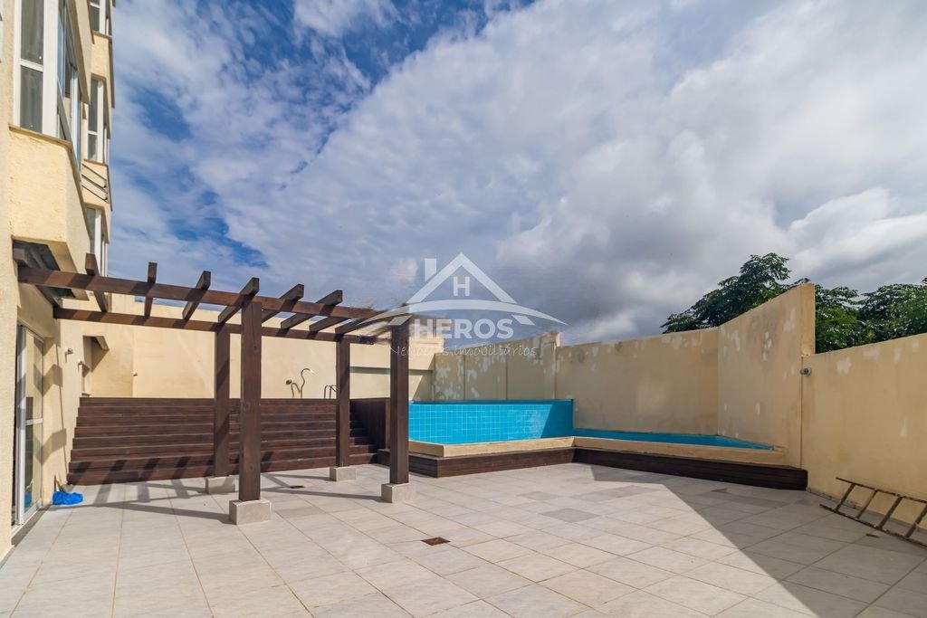 Apart 02 dorm, Cavalhada, 42m², R$ 245 mil