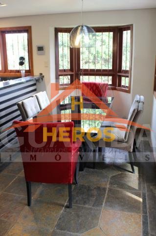 Casa cond, 4 dorm, 359m², Aberta Morros, R$ 980mil