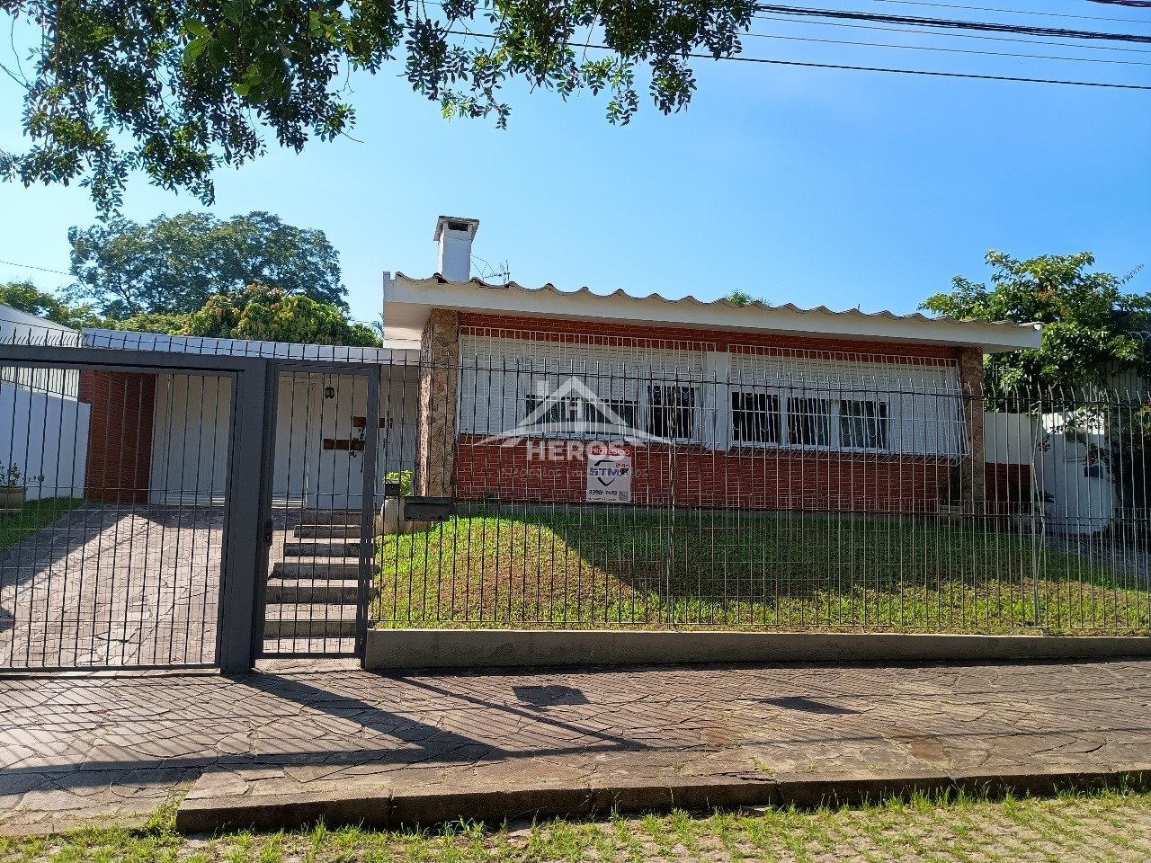 Casa 3 dorm, Tristeza, 198m², R$ 1,25 milhões