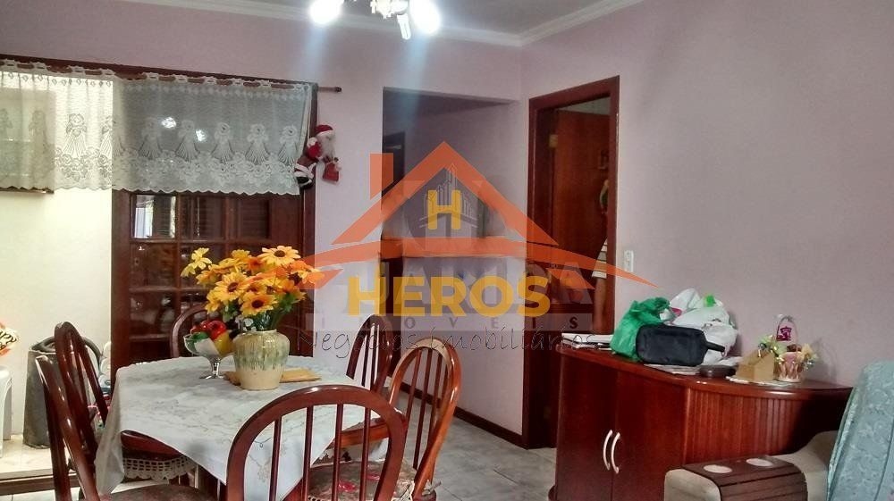Casa 3 dorm, 109m², Hípica, R$ 780mil