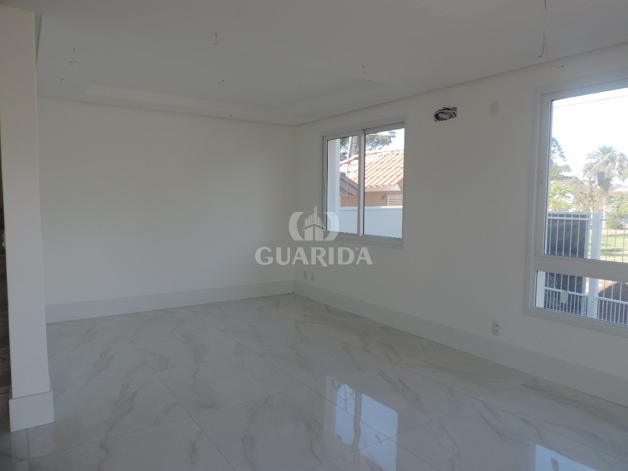 Casa cond 153m² 3 suítes Vila Assunção R$1,2milhão