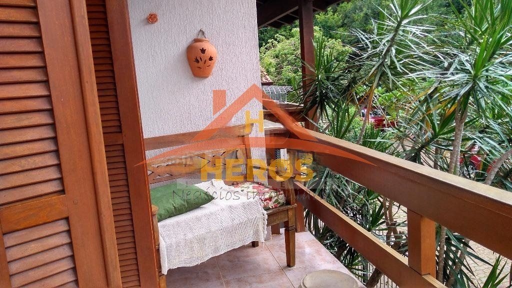 Casa 3 dorm, 156m², Ipanema, R$ 1,1milhão