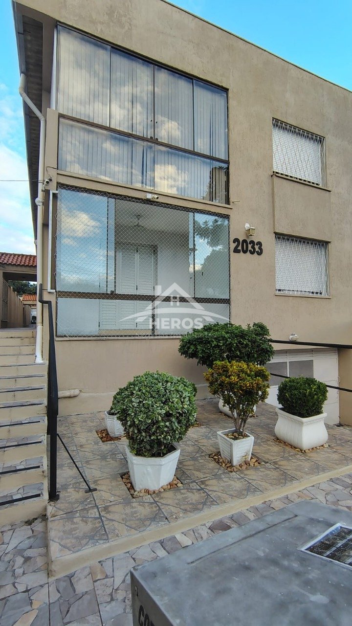 Apto térreo 2 dorm, 62m²,Tristeza, R$ 292mil