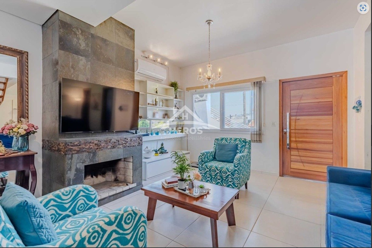 Casa 3 dormitórios,149,03 m², Hipica , R$850,000