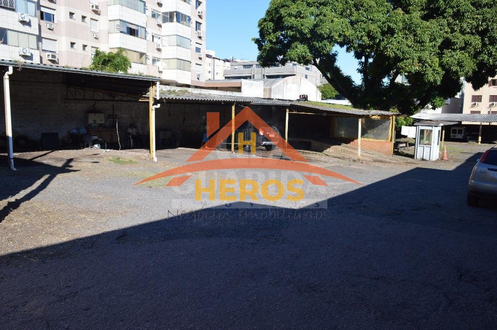 Terreno 1958m², Menino Deus, R$ 4,0 milhões