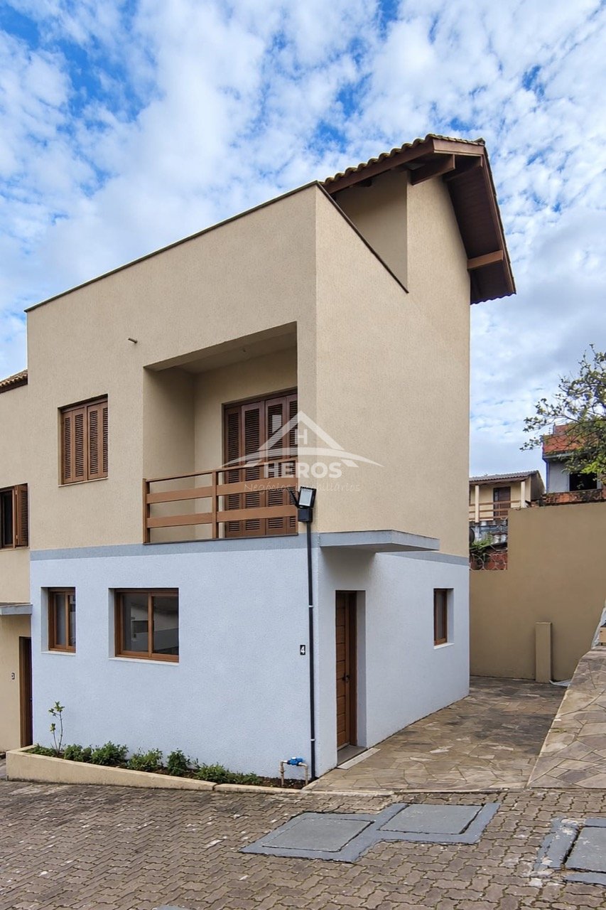 Casa em cond, 3 dorm, Ipanema, R$ 340mil