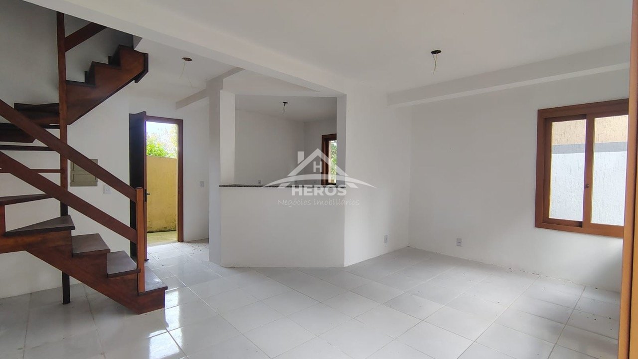Casa em cond, 3 dorm, Ipanema, R$ 340mil