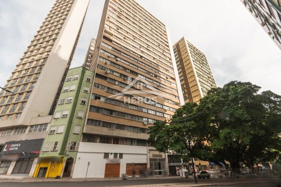 Apartamento 2 dorm, 52m², Centro, R$ 180mil